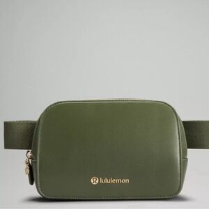 Lululemon Everywhere Belt Bag 1L Cactus Leather Alternative in Barack Green. NWT